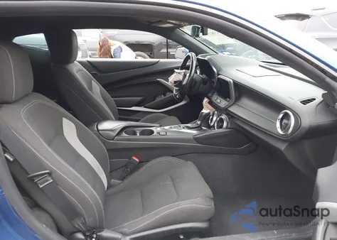 2021 Chevrolet Camaro Rwd Lt1 z USA, uszkodzony, nr VIN 1G1FF1R77M0119242